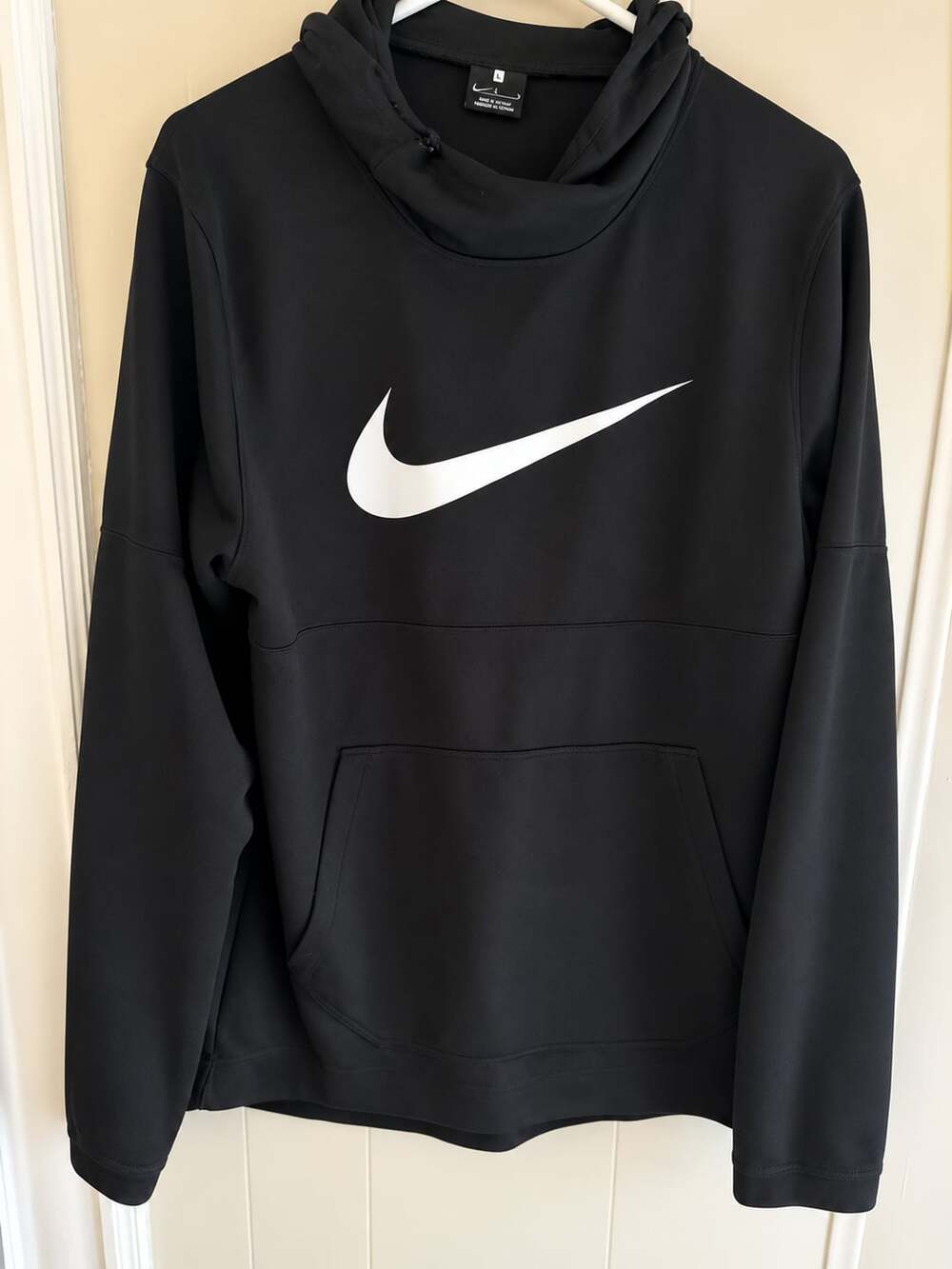 Nike Men's Spotlight Dri-Fit Black White Pullover Hoodie Sweatshirt Size M